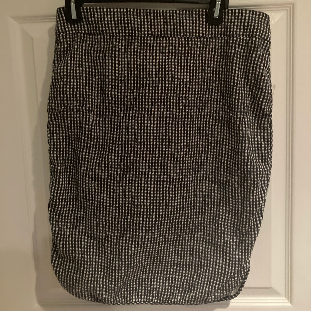 Loft pencil skirt